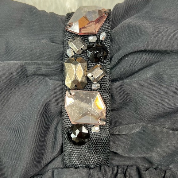 NWOT Miraclesuit Bandeau One-Piece Embellished Swimsuit in Black Size 8 - Picture 3 of 12